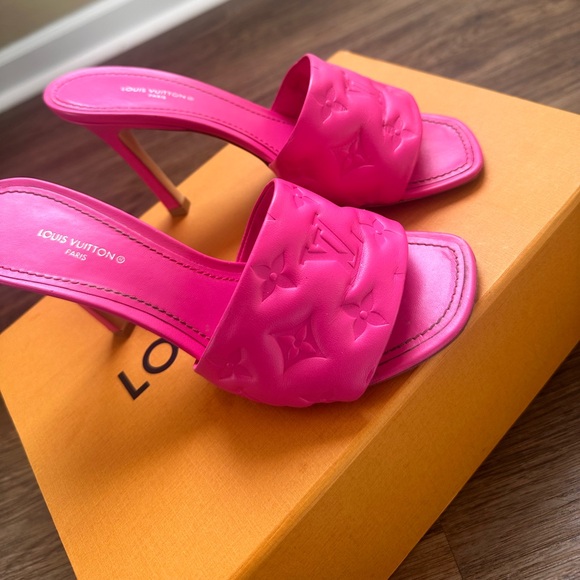 Louis Vuitton Neo Revival Mule - Picture 1 of 13